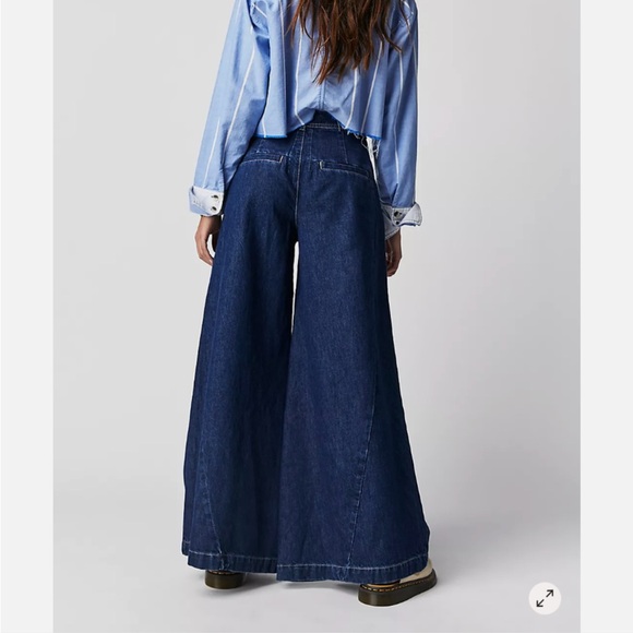 We the Free Equinox denim trousers size 24 NWTS - Picture 2 of 4